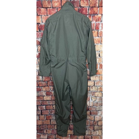U.S. Issue Nomex CWU-27/P Flight Suit Coveralls Flyers Olive Green Mens Size 40L - Picture 7 of 8